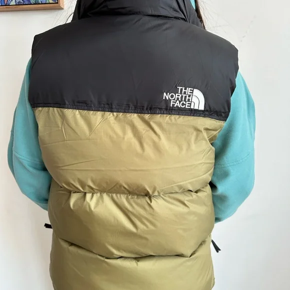 New The North Face Puffer Nuptse vest olivegreen 700 series unisex Large USA